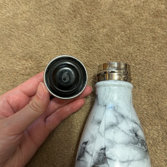 Swell White Marble 25 oz. Water Bottle - Picture 10 of 12